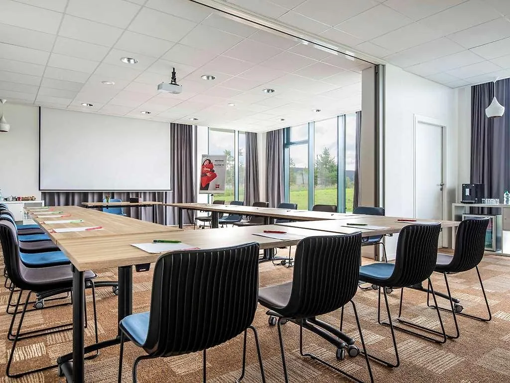 Ibis Budget Gonesse Le Bourget 2*,